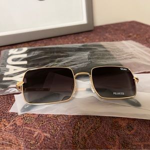 Quay Australia Sunglass TTYL gold/smoke